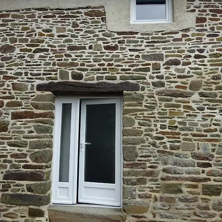 Casa rural La Cour Du Bourg Saint-Jean-des-Champs